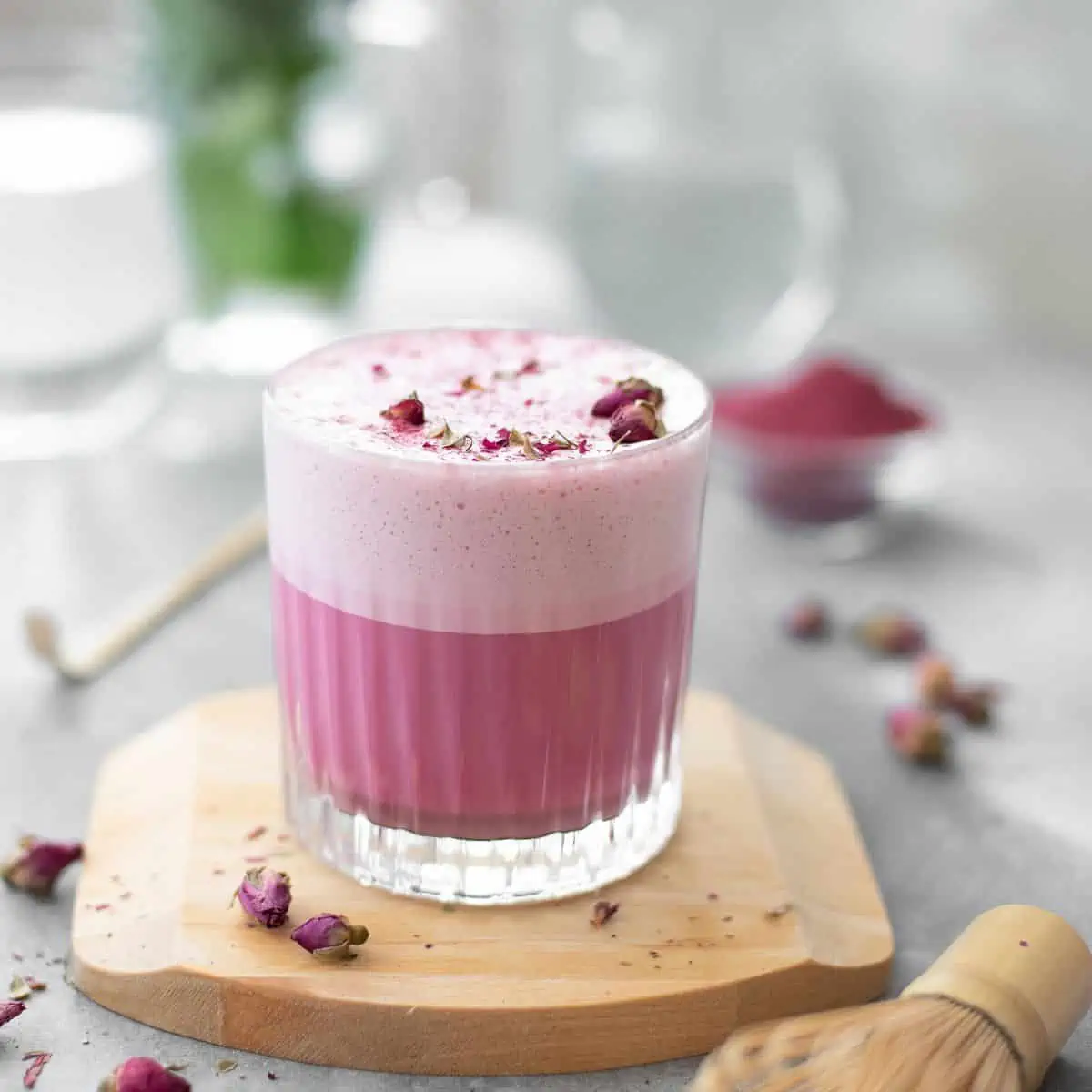 Beetroot latte made with beet powder and collagen.