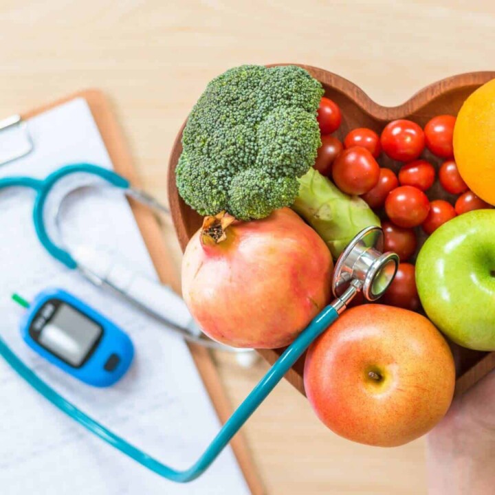 balance and lower blood sugr with right foods diet