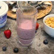 Simple vanilla white bean berry smoothie for hormones.