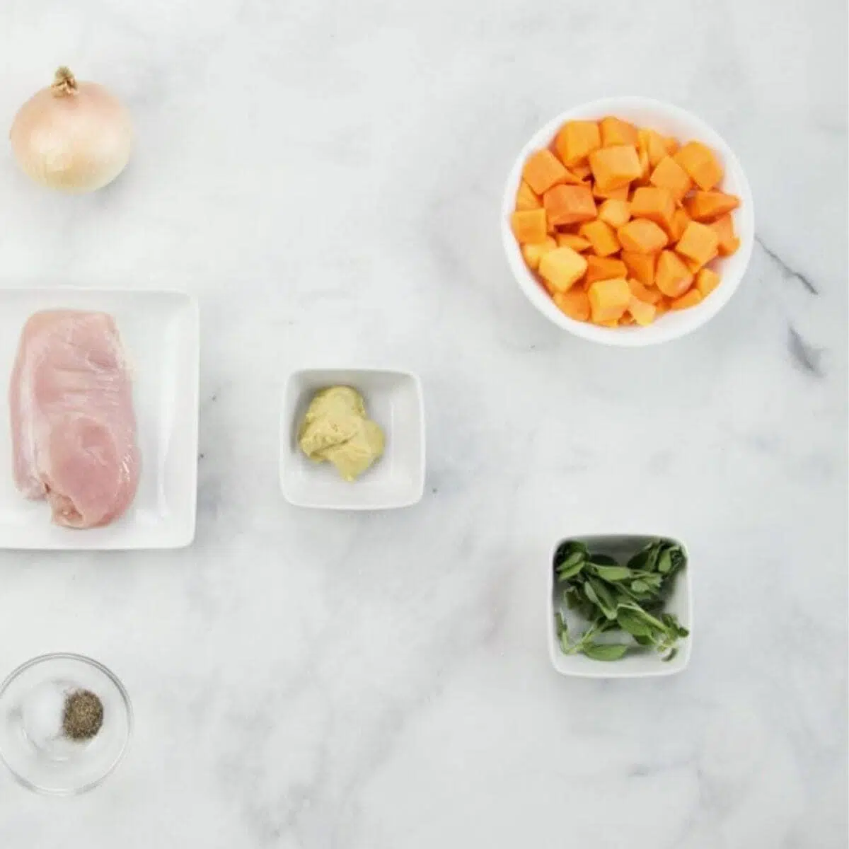 Here's how to make this easy, healthy version of a pumpkin spice latte right at home, with quality ingredients that you can trust. You know exactly what is going into your coffee mug without extra chemicals, sugars, or preservatives.