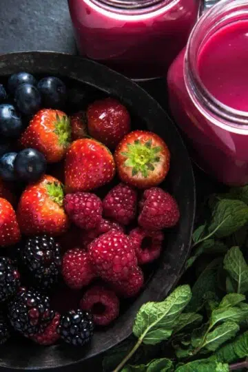 Fruit High in Antioxidants