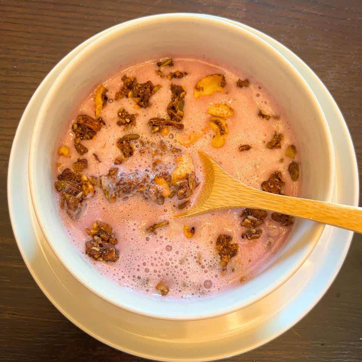 granola breakfast