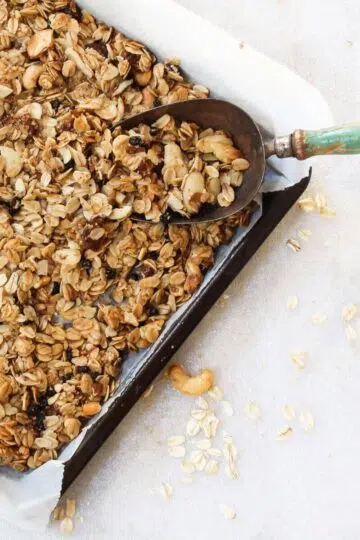 almond vanilla granola