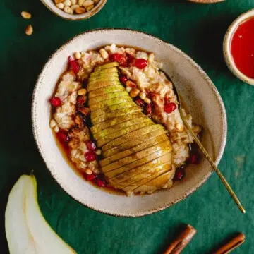 High Protein Cinnamon Pear Overnight Oats