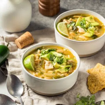 Creamy Slow Cooker White Chicken Chili Recipe for Health